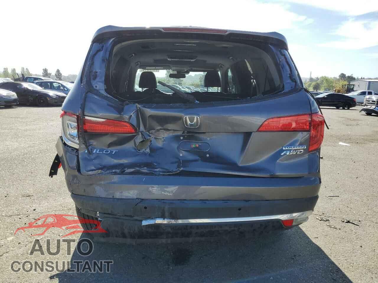 HONDA PILOT 2018 - 5FNYF6H9XJB020024