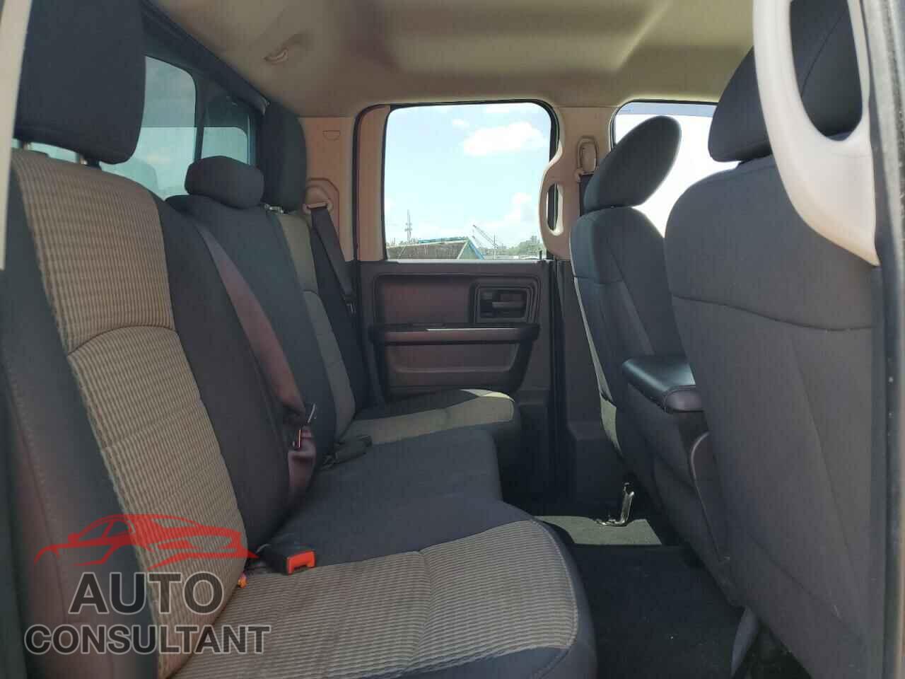 DODGE RAM 1500 2012 - 1C6RD7FTXCS303342