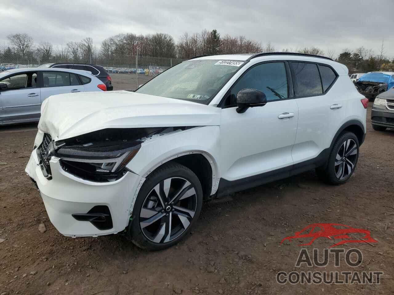 VOLVO XC40 PLUS 2025 - YV4L12UC0S2515918