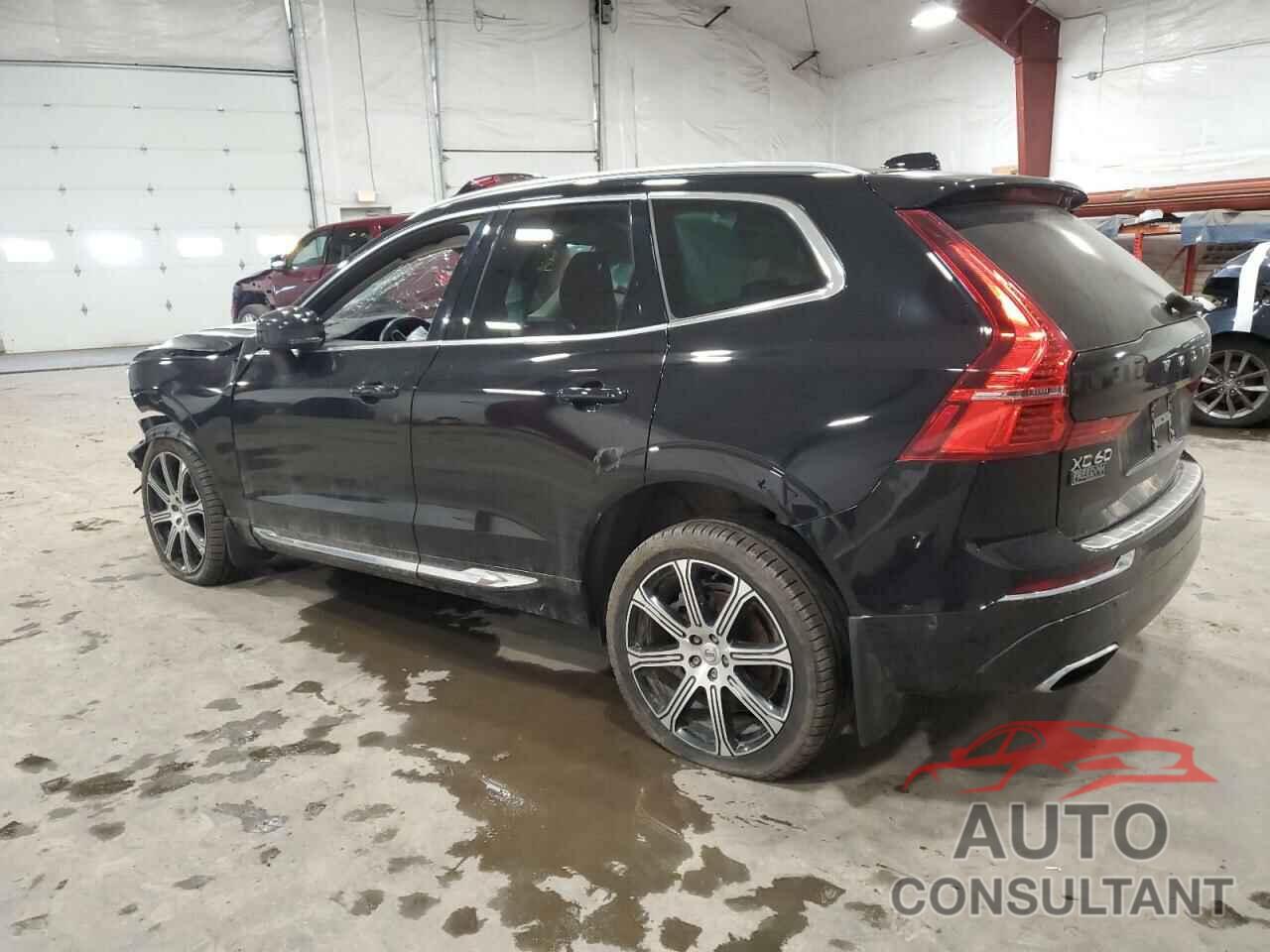 VOLVO XC60 2021 - YV4A22RL9M1864257