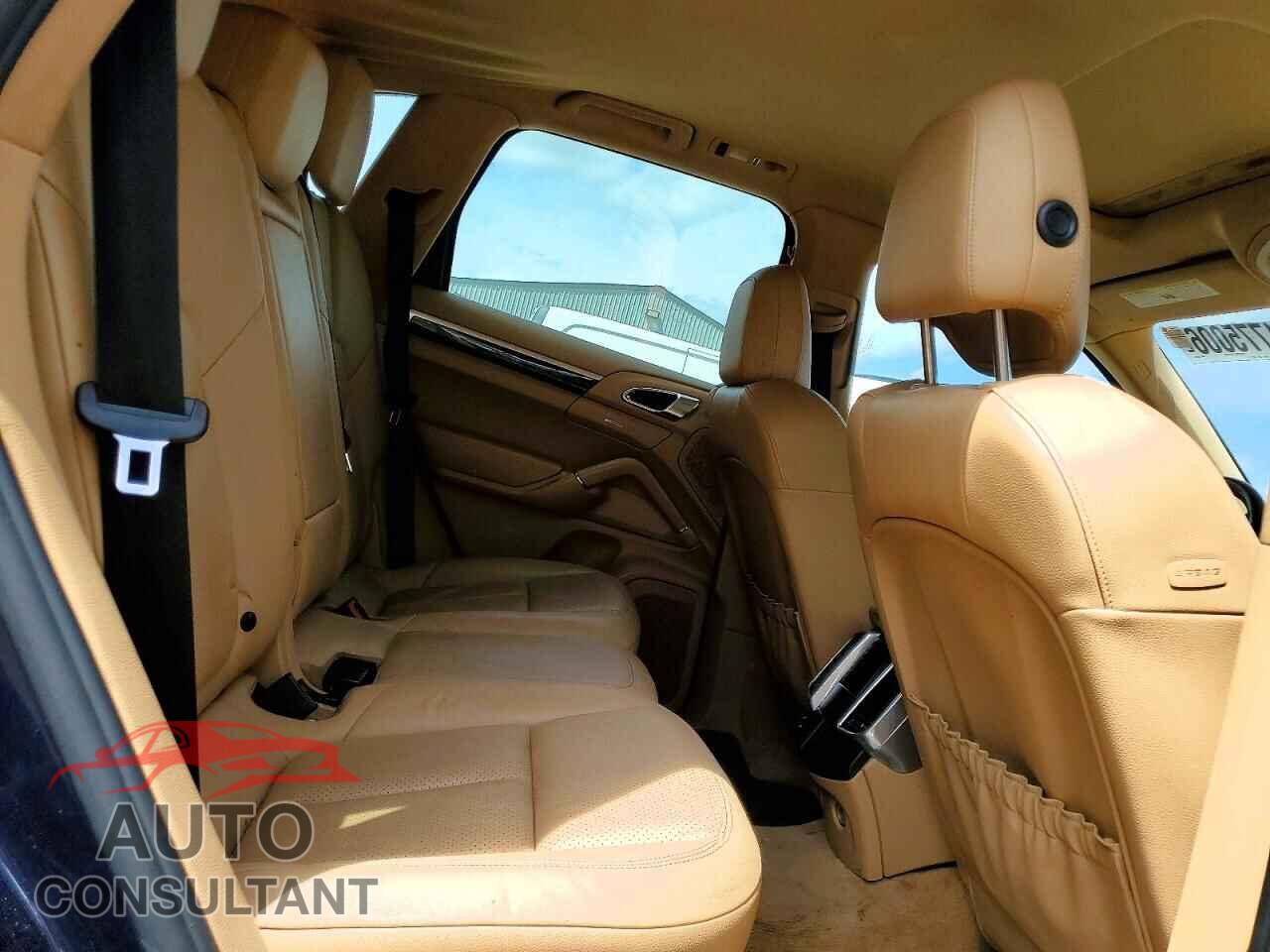 PORSCHE CAYENNE 2011 - WP1AA2A23BLA01284