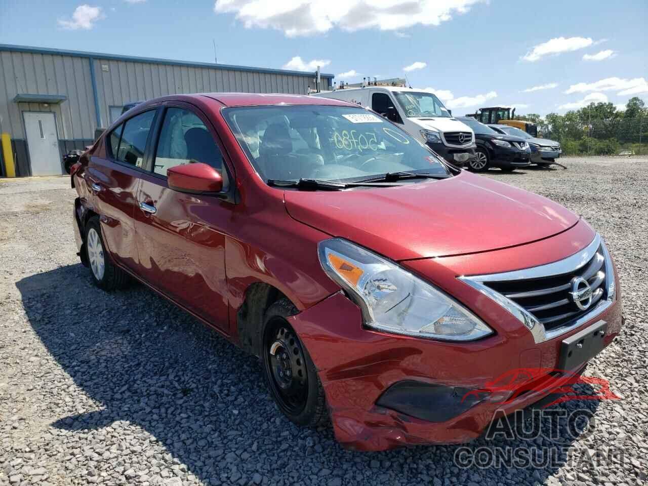 NISSAN VERSA 2018 - 3N1CN7AP5JL852600
