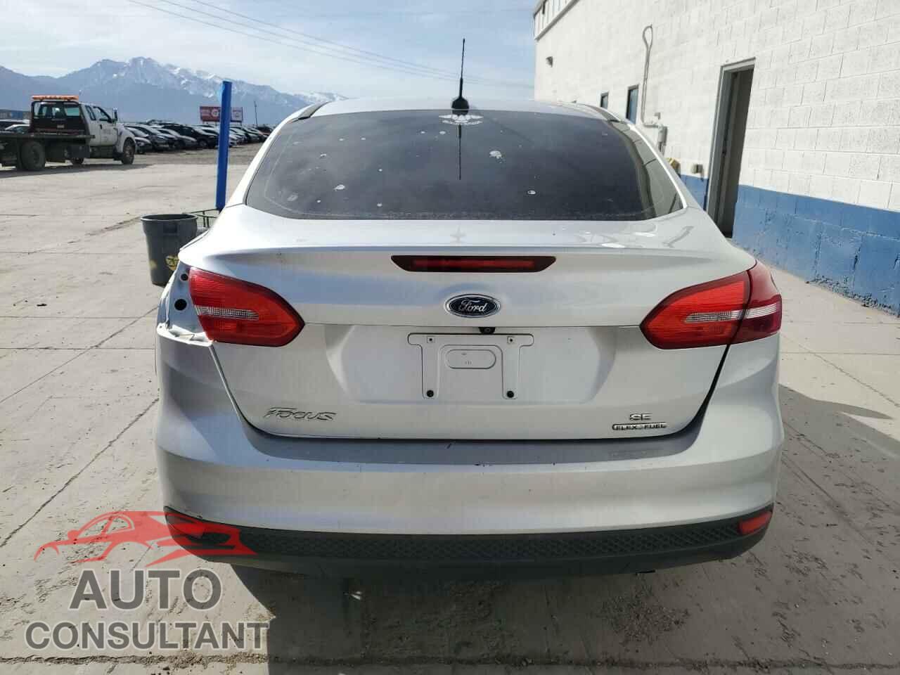 FORD FOCUS 2016 - 1FADP3F28GL270003