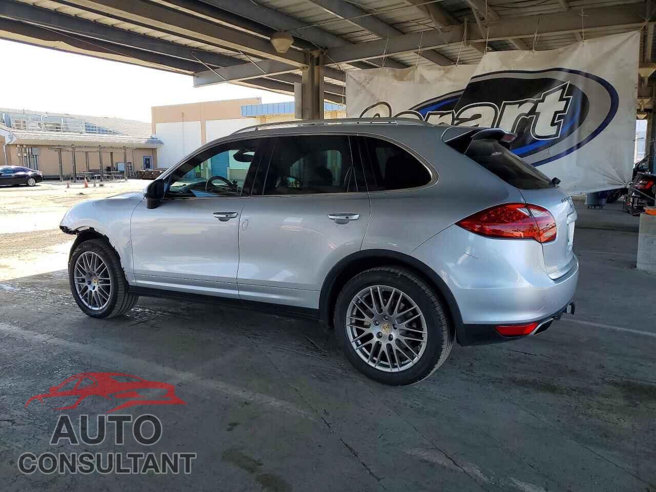 PORSCHE CAYENNE 2011 - WP1AB2A2XBLA52195