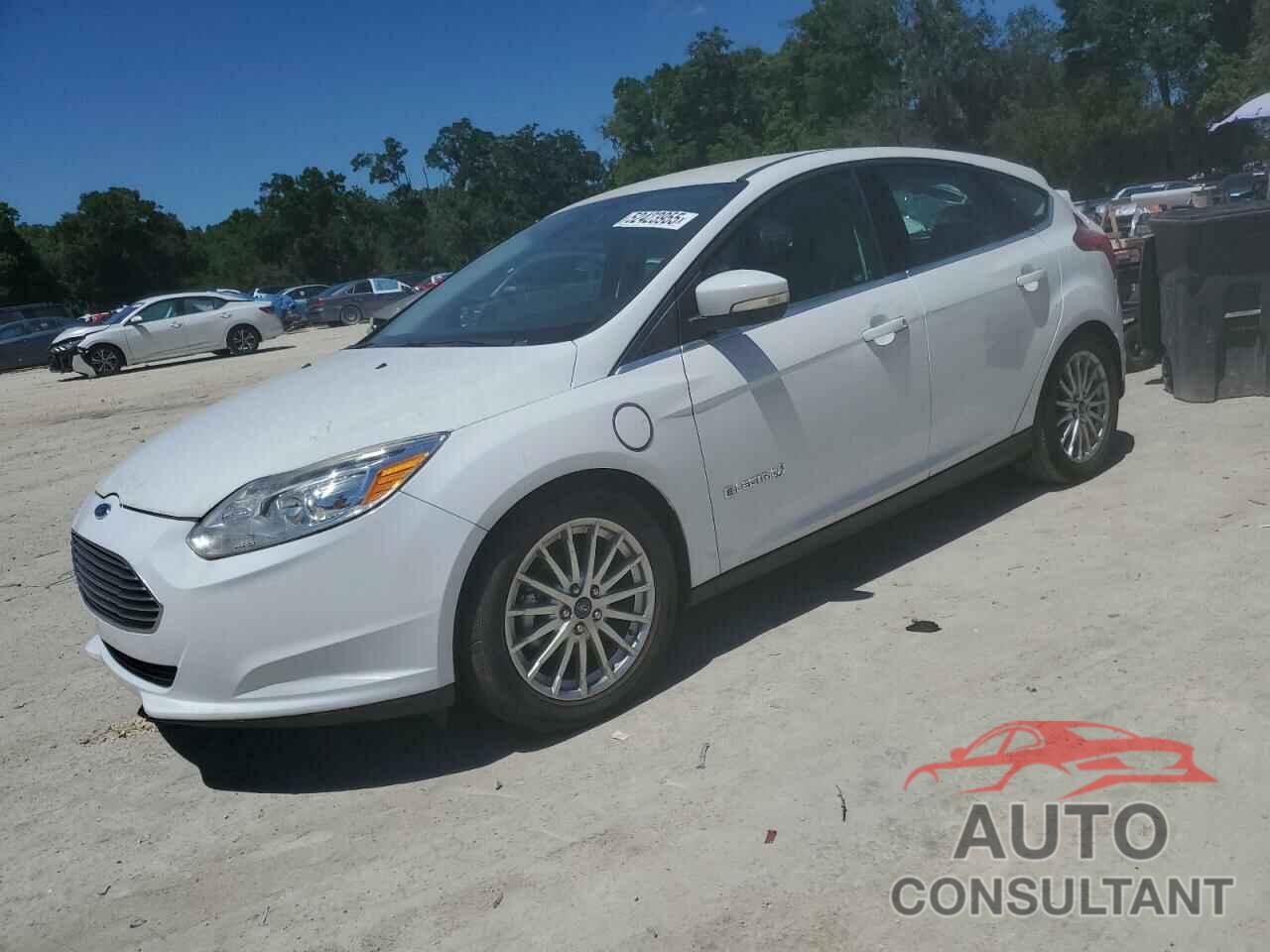 FORD FOCUS 2012 - 1FAHP3R42CL411561