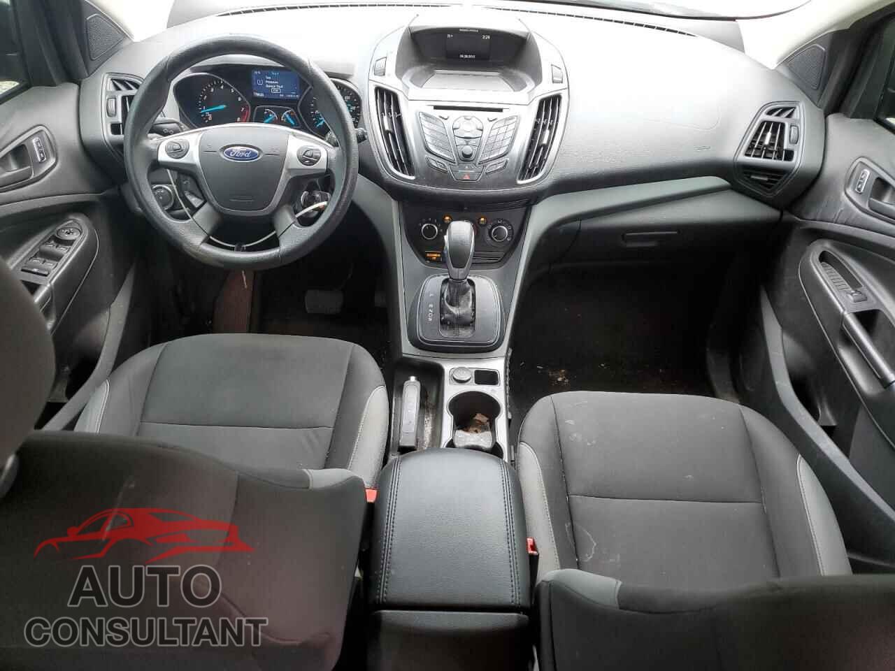 FORD ESCAPE 2015 - 1FMCU0F78FUA38031