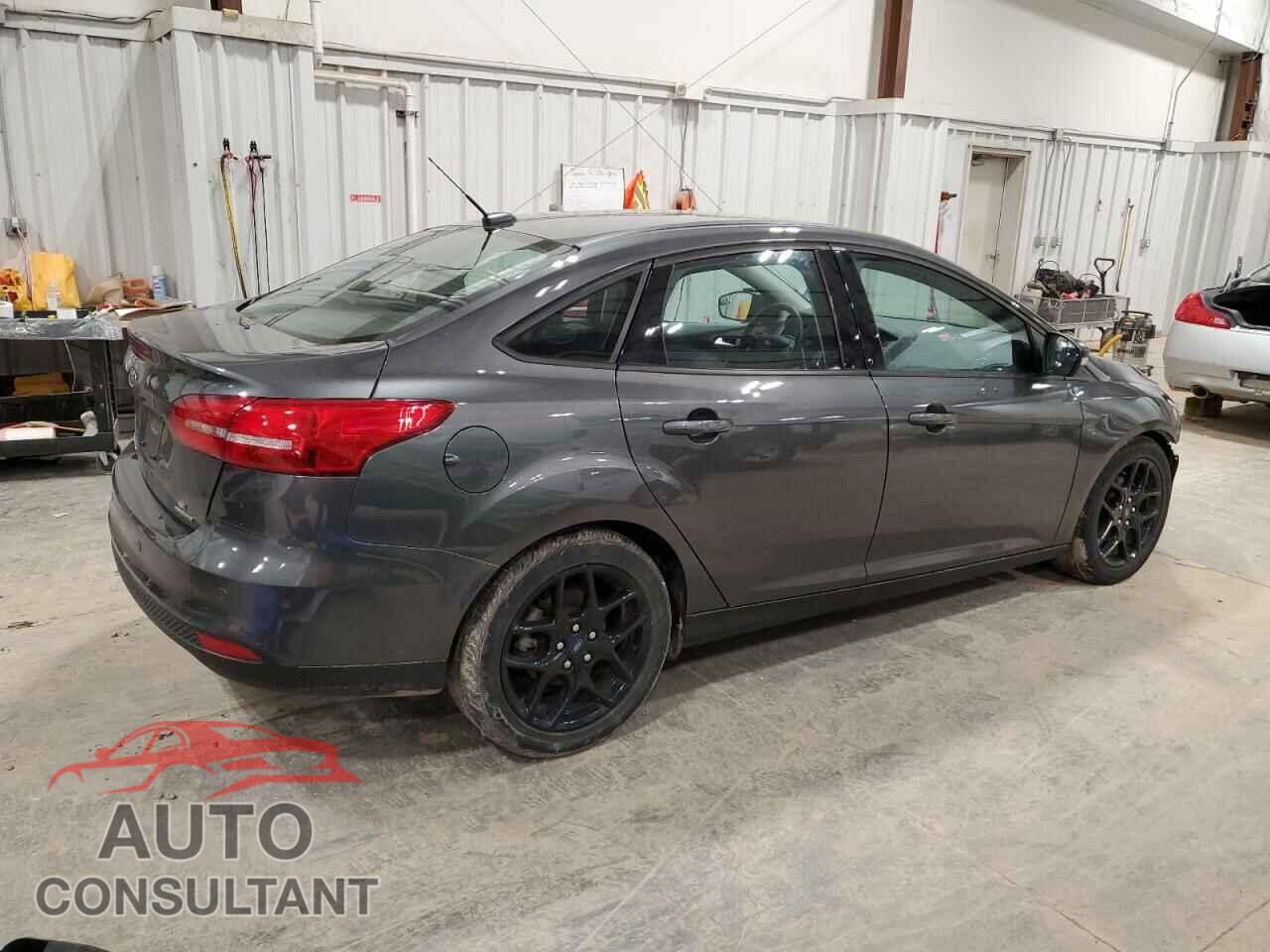 FORD FOCUS 2016 - 1FADP3F2XGL377604