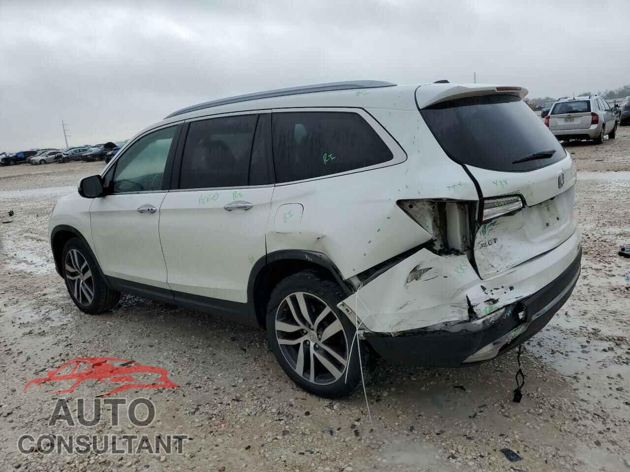 HONDA PILOT 2017 - 5FNYF6H92HB077084