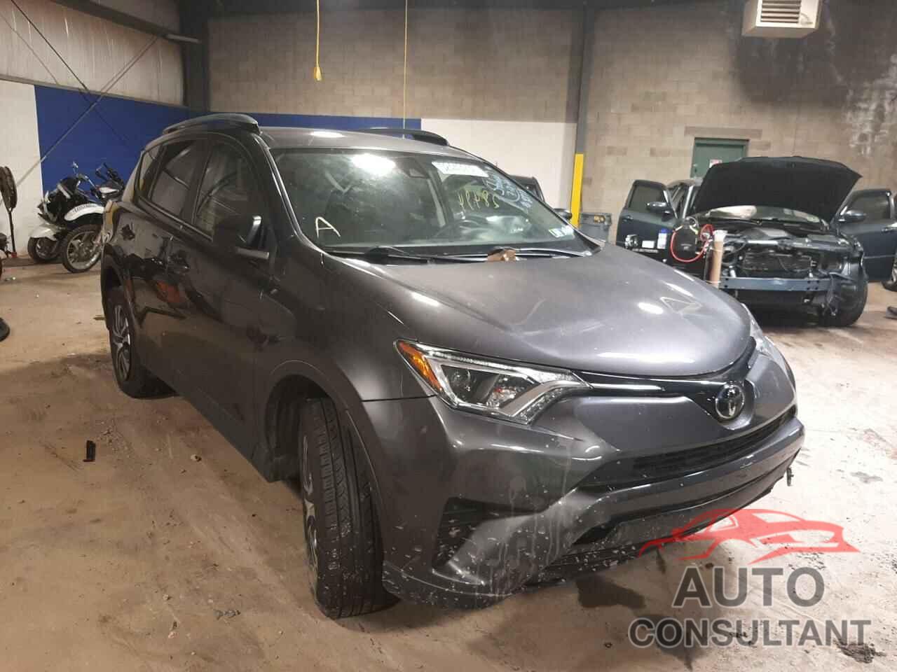 TOYOTA RAV4 2017 - JTMBFREV6HJ128393