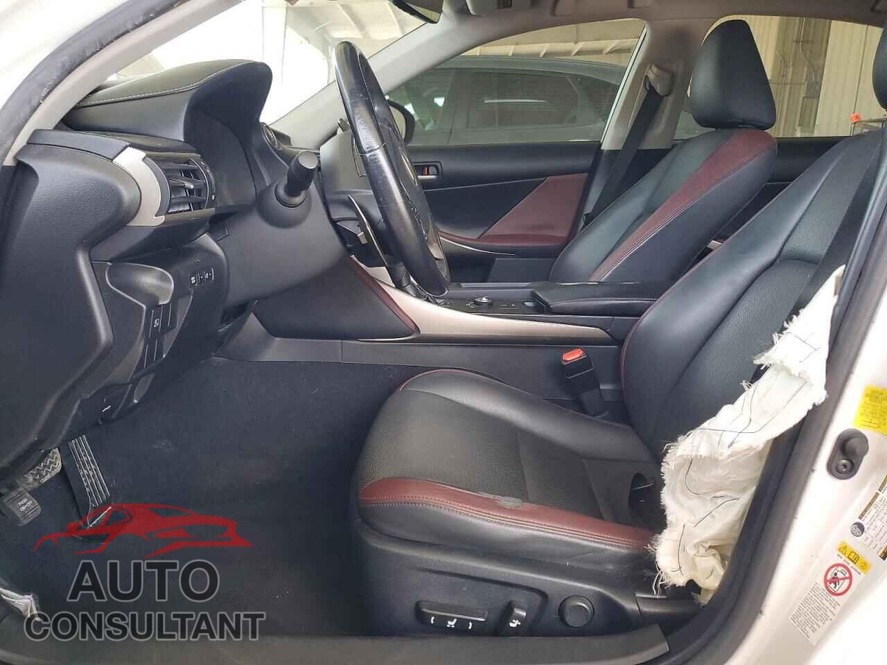 LEXUS IS 2017 - JTHBA1D28H5060242
