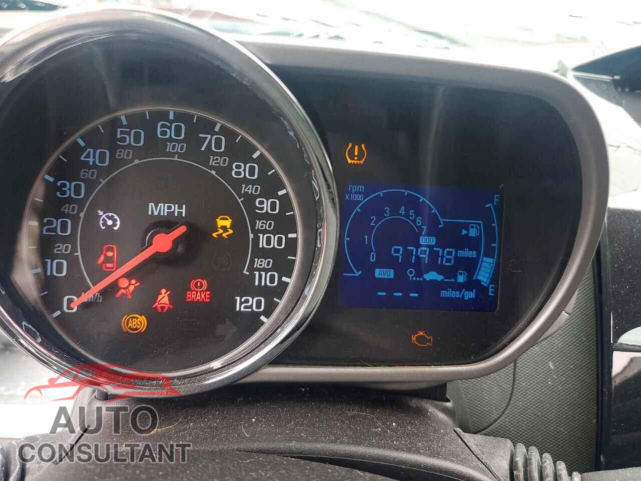 CHEVROLET SPARK 1LT 2014 - KL8CD6S99EC493613