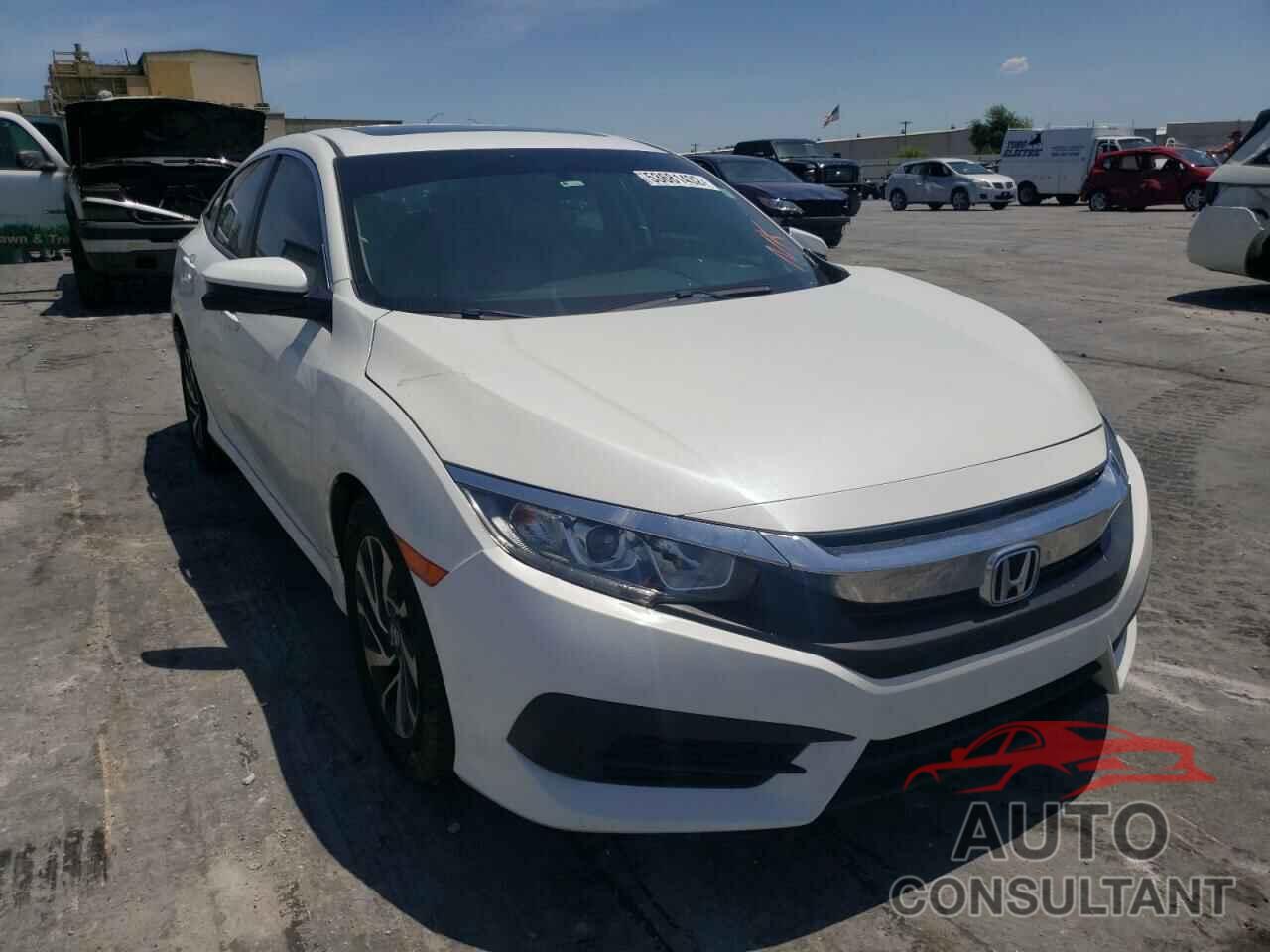 HONDA CIVIC 2018 - 19XFC2F70JE033462