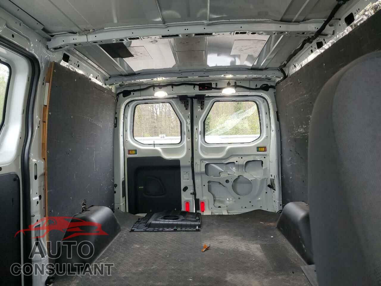 FORD TRANSIT 2017 - 1FTYR1YM8HKA78211