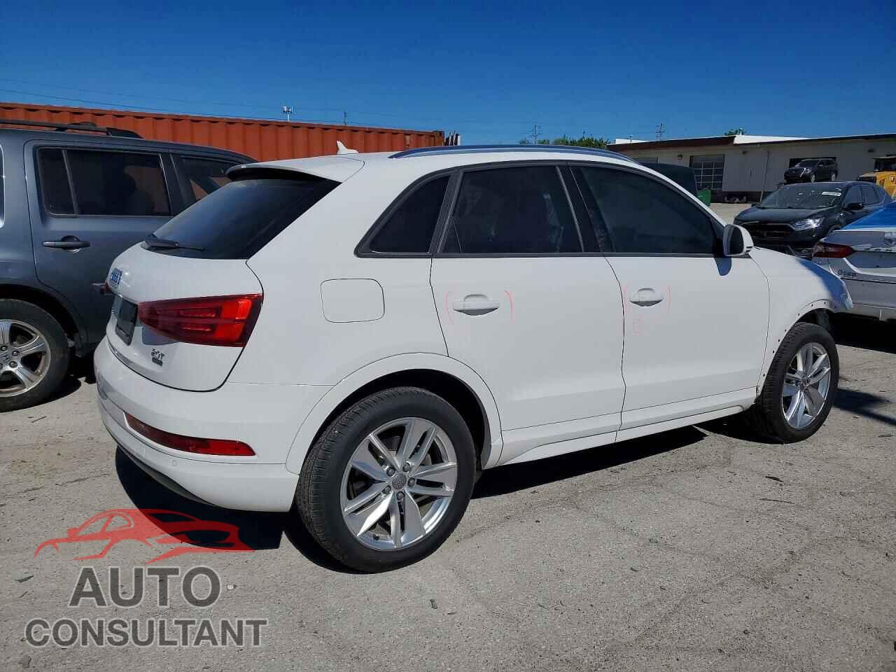 AUDI Q3 2017 - WA1ECCFS0HR012447