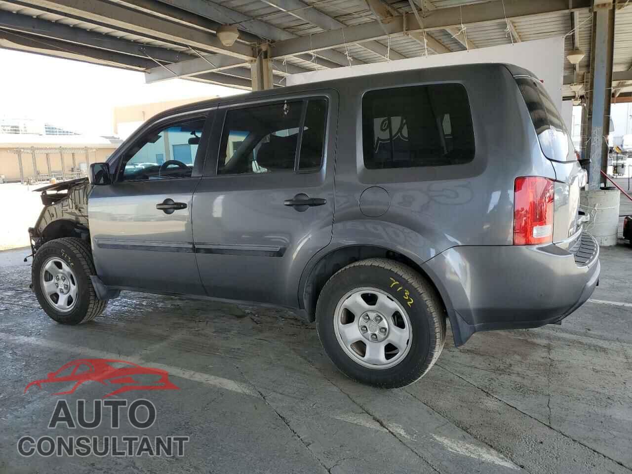 HONDA PILOT 2011 - 5FNYF4H28BB028759