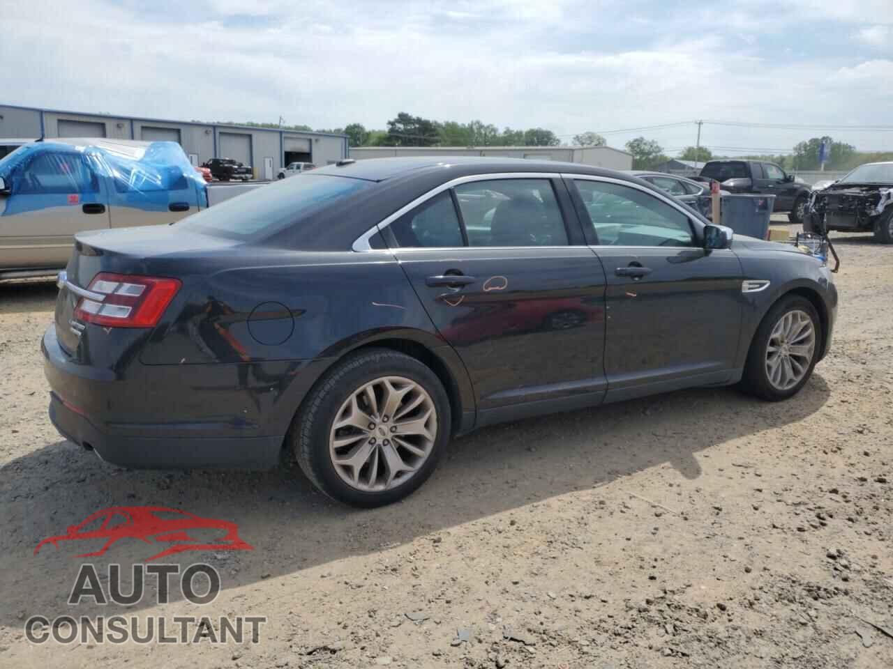 FORD TAURUS 2015 - 1FAHP2F82FG114594