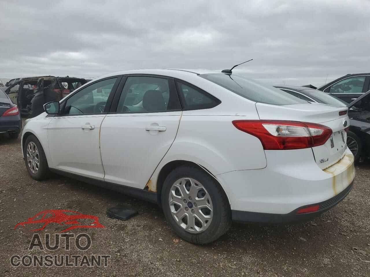 FORD FOCUS 2012 - 1FAHP3F28CL399774