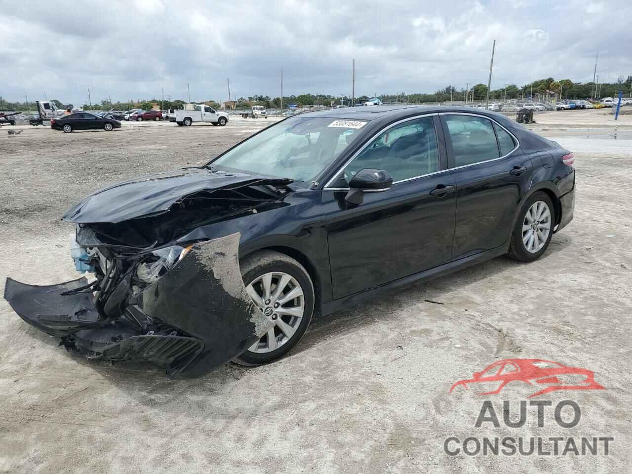 TOYOTA CAMRY 2018 - 4T1B11HK2JU605435