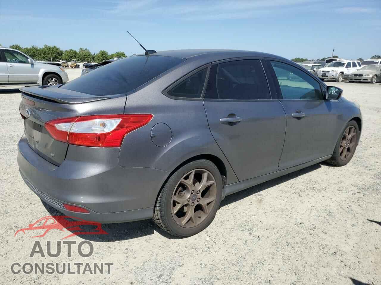 FORD FOCUS 2014 - 1FADP3F21EL219486
