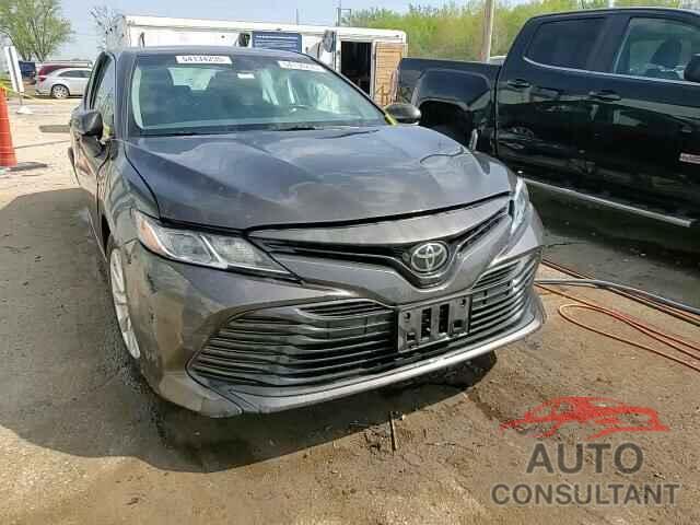 TOYOTA CAMRY 2018 - 4T1B11HK5JU639403