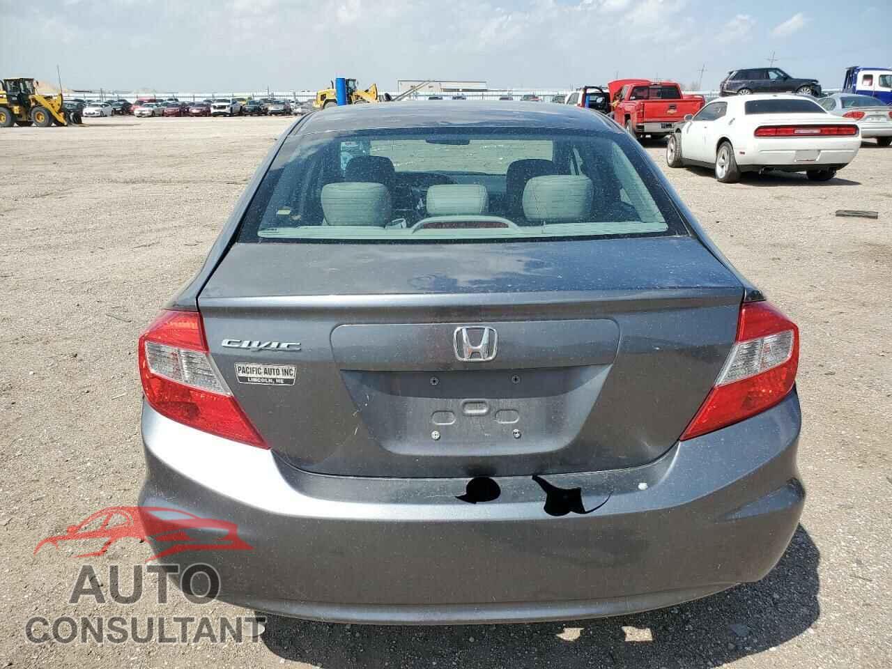 HONDA CIVIC 2012 - 2HGFB2F99CH556850