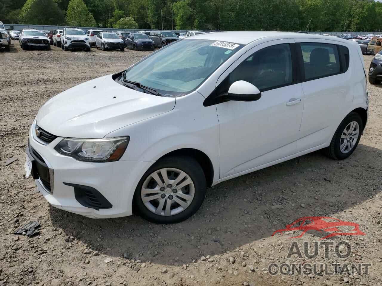 CHEVROLET SONIC 2017 - 1G1JG6SH1H4169611