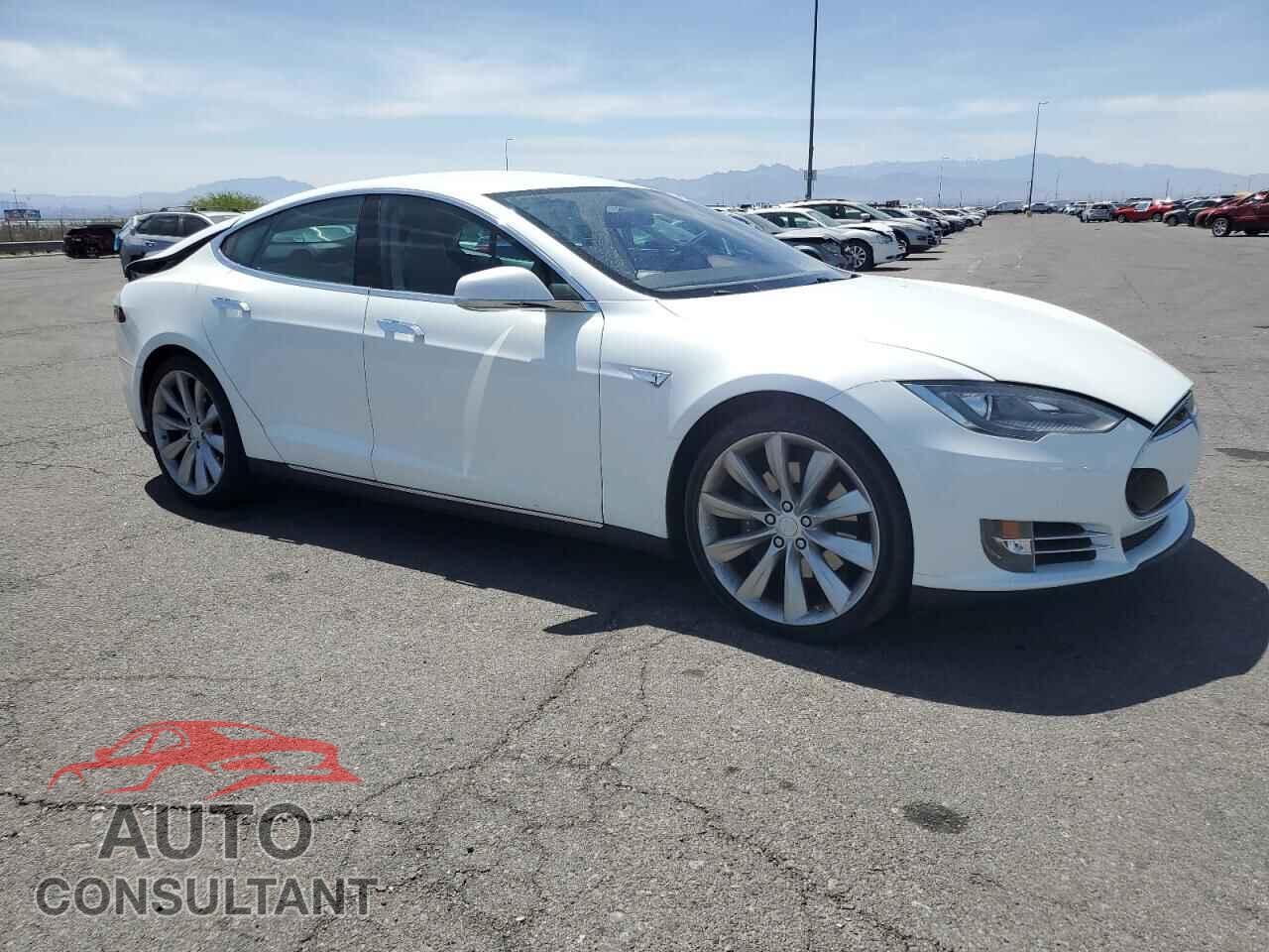 TESLA MODEL S 2013 - 5YJSA1DP0DFP14043