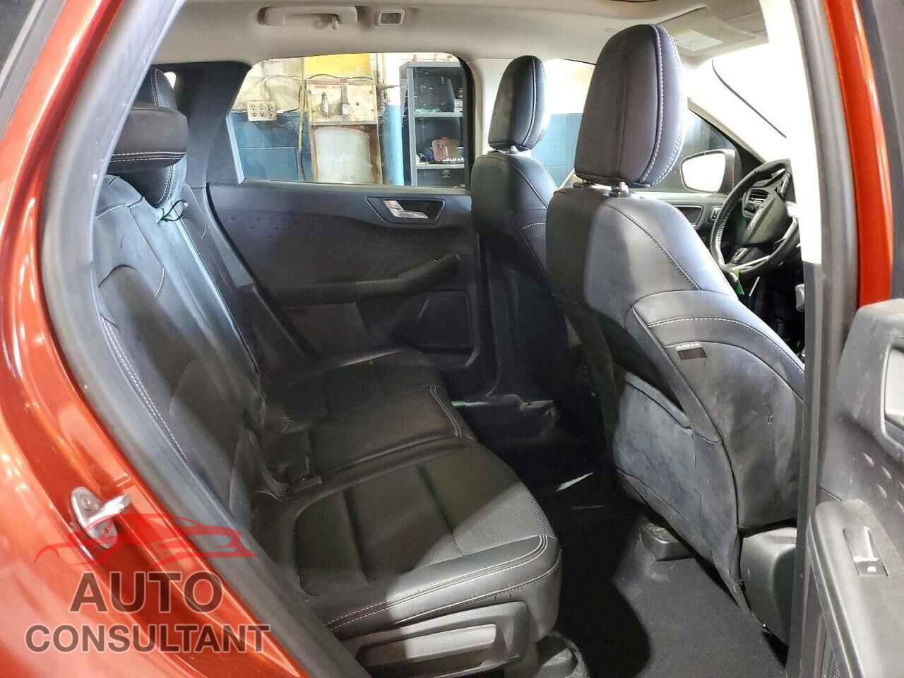 FORD ESCAPE 2020 - 1FMCU9H64LUA62086