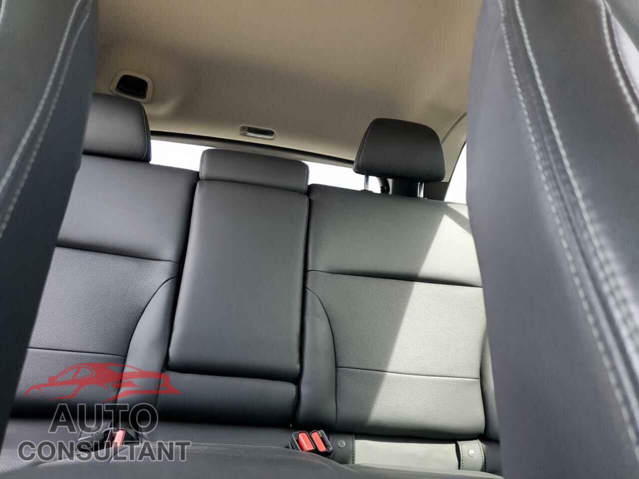 SUBARU OUTBACK 2017 - 4S4BSENC4H3201022