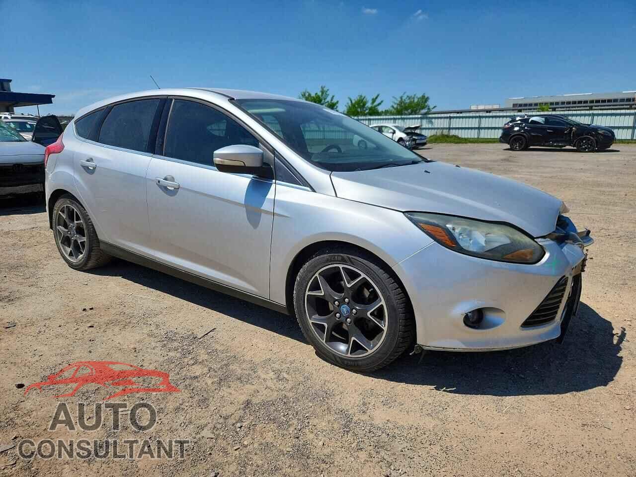 FORD FOCUS 2012 - 1FAHP3N21CL480228
