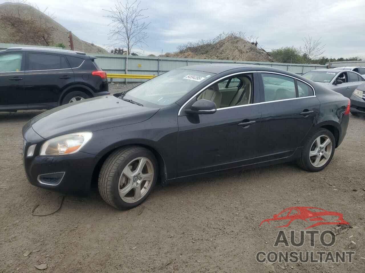 VOLVO S60 2013 - YV1612FHXD2174131
