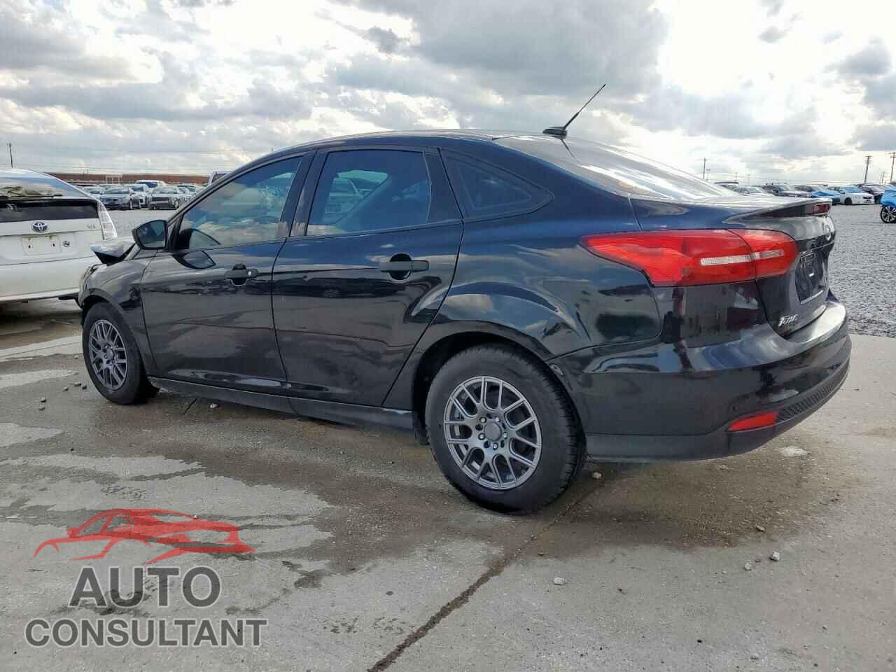 FORD FOCUS 2018 - 1FADP3E29JL222776