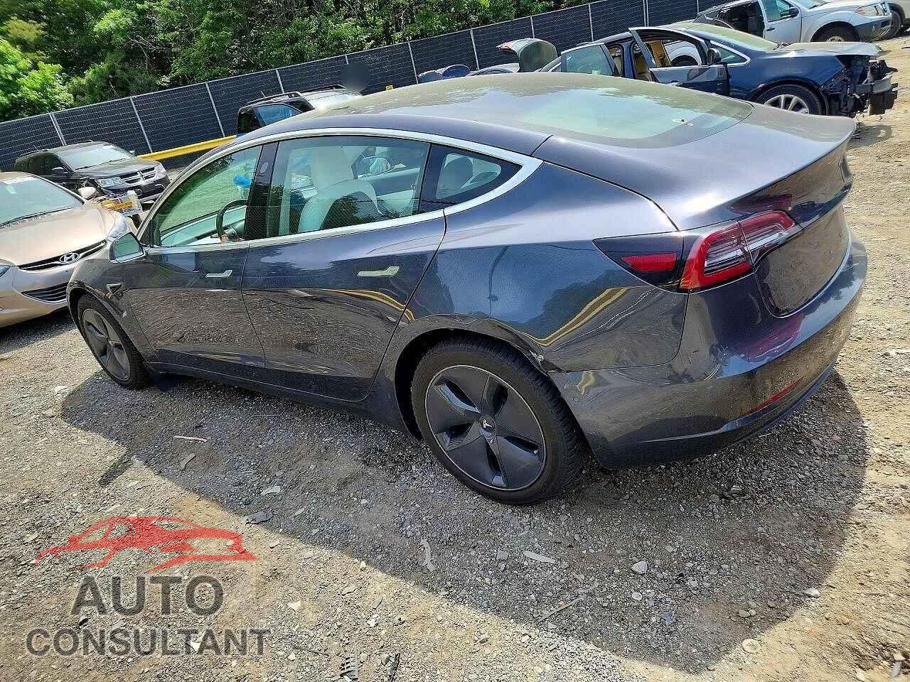 TESLA MODEL 3 2018 - 5YJ3E1EB8JF170205