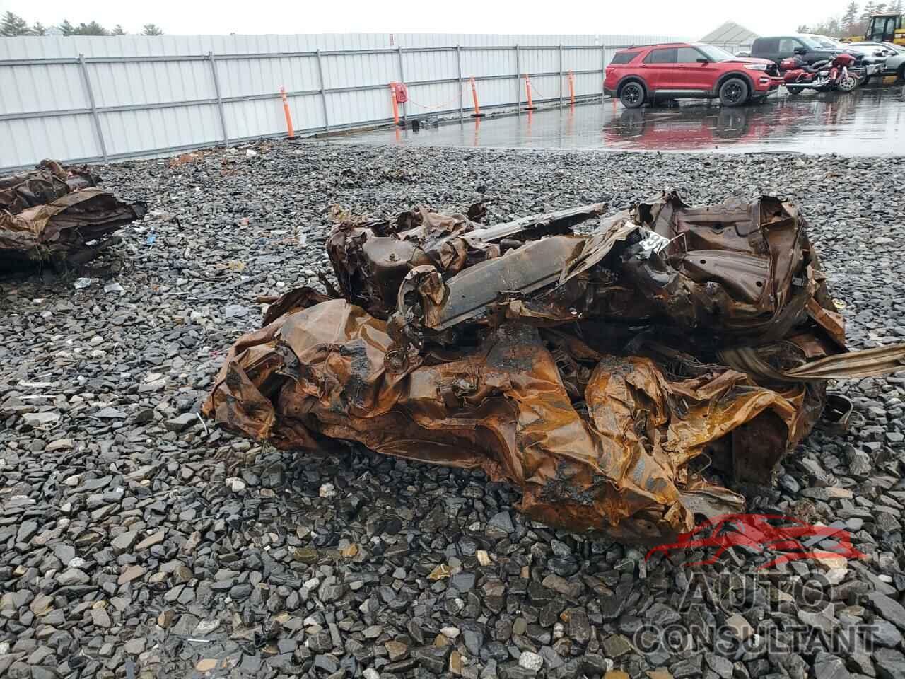 PORSCHE CAYENNE 2017 - WP1AA2A26HKA82487