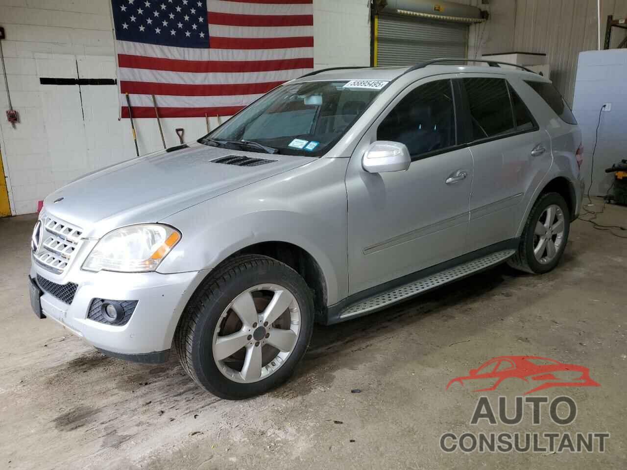 MERCEDES-BENZ M-CLASS 2009 - 4JGBB86E59A521108