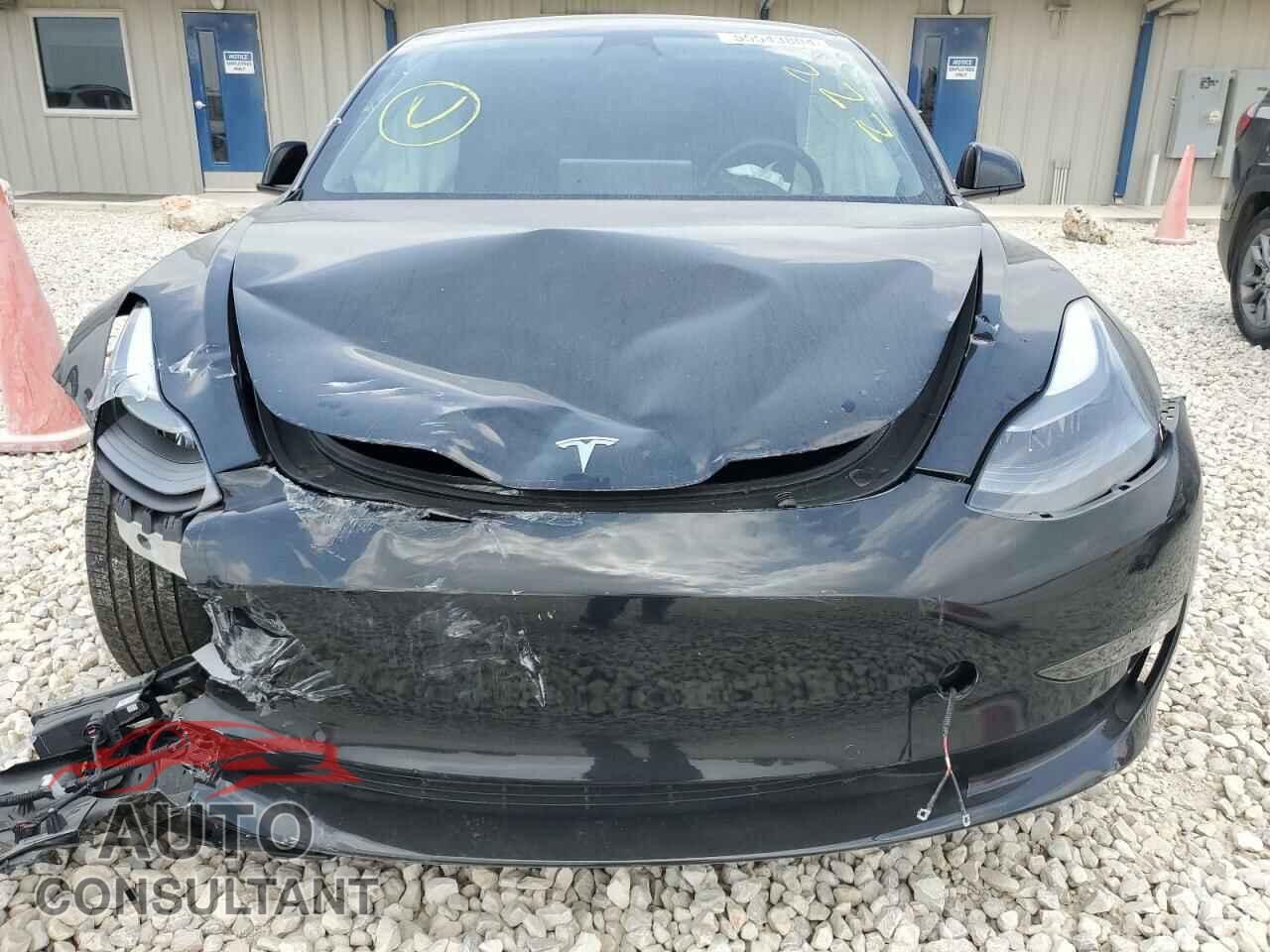 TESLA MODEL 3 2021 - 5YJ3E1EA9MF876448