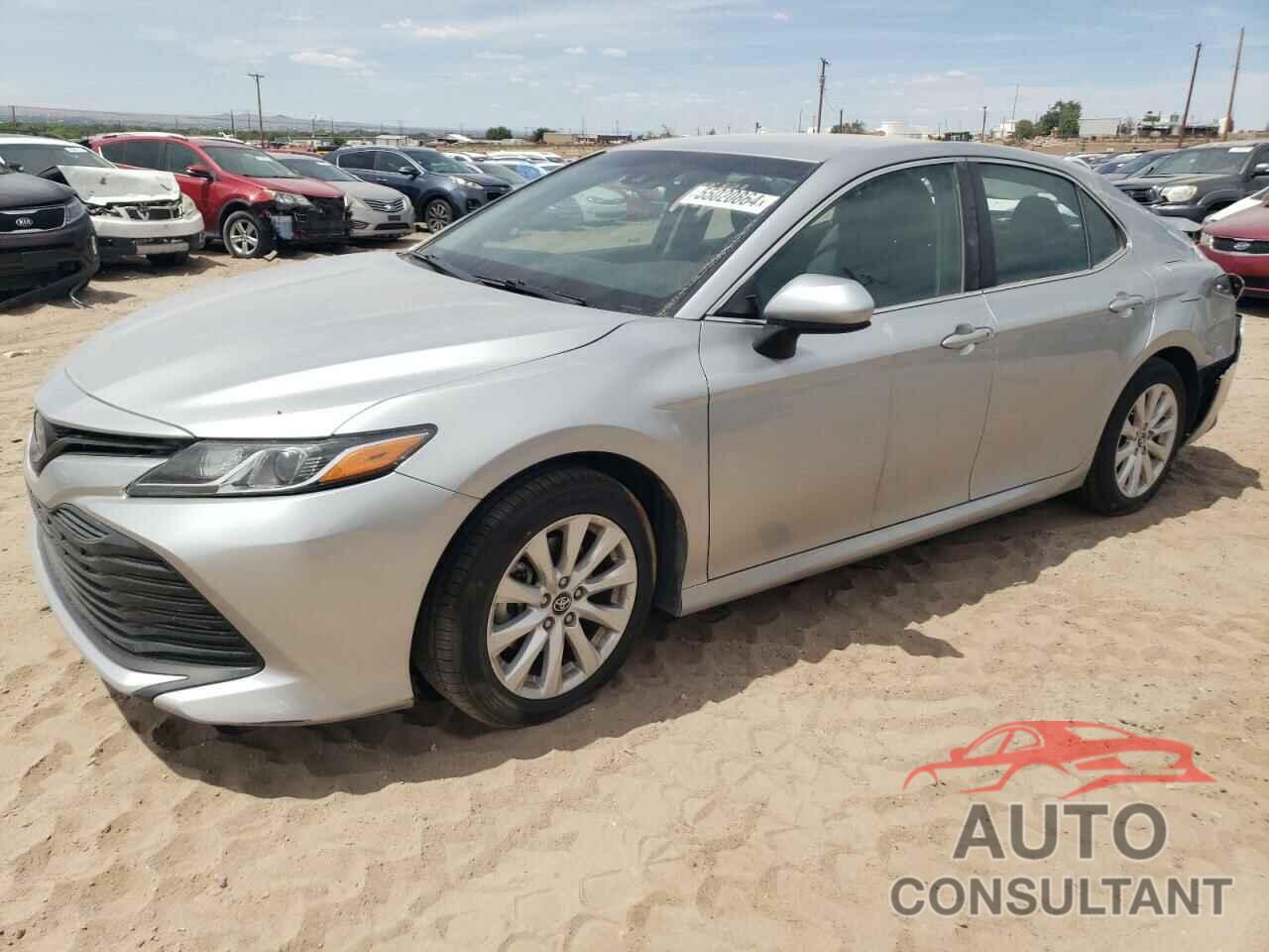 TOYOTA CAMRY 2018 - 4T1B11HK8JU569931
