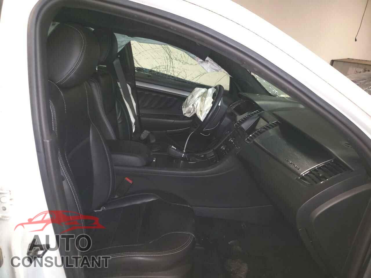 FORD TAURUS 2016 - 1FAHP2E89GG129094