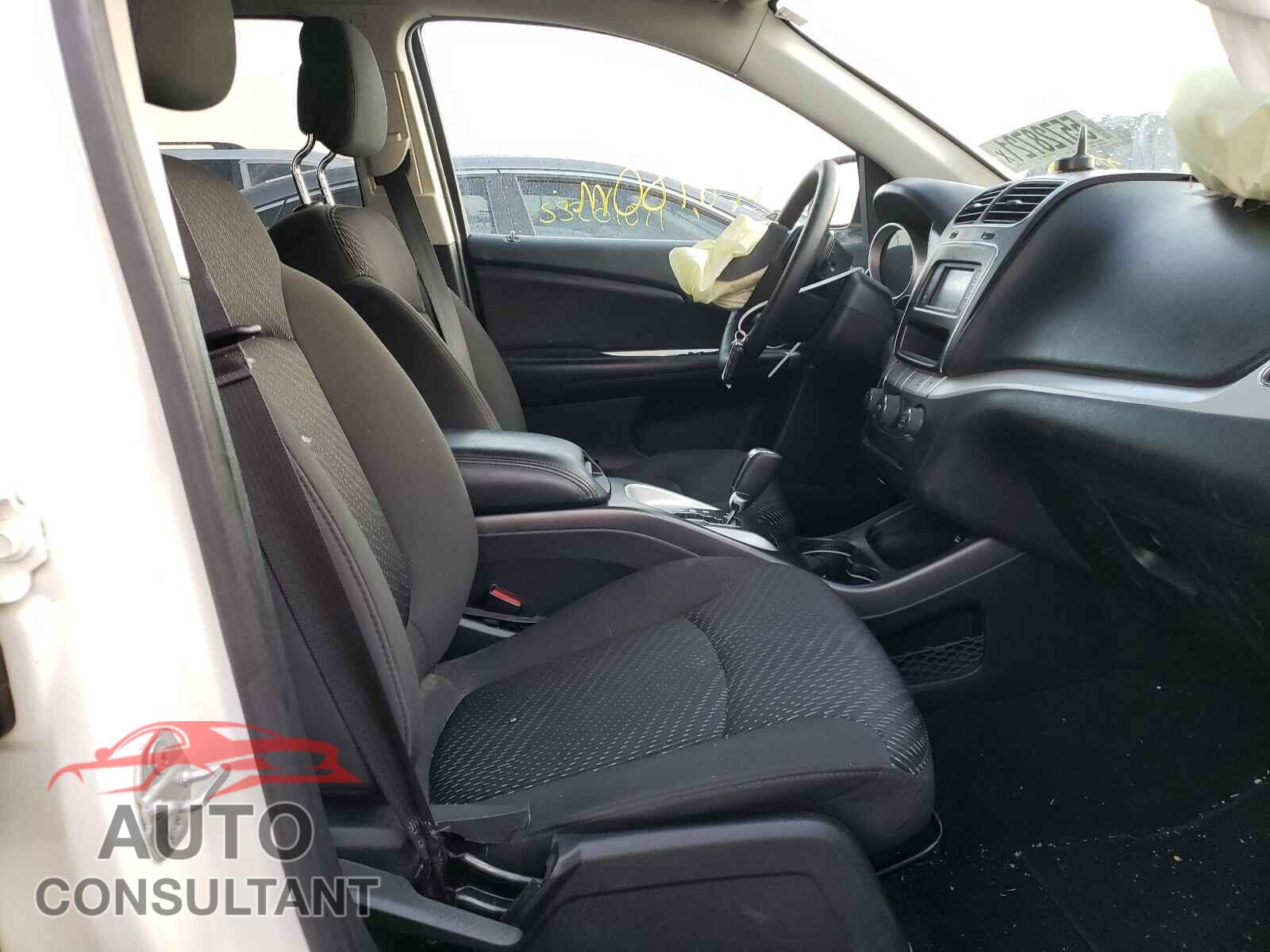 DODGE JOURNEY 2018 - 3C4PDCAB3JT208754