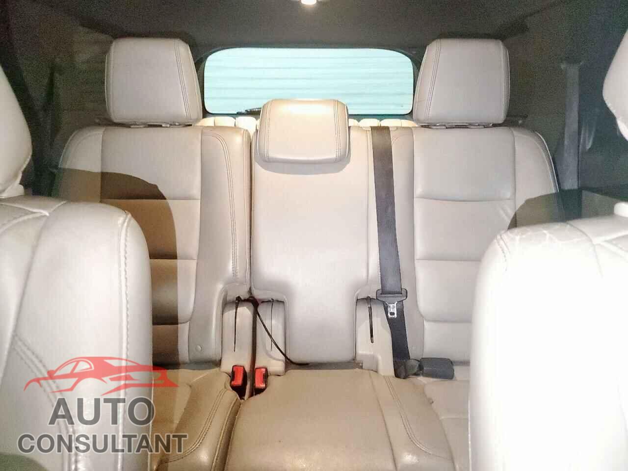 FORD EXPLORER 2013 - 1FM5K7D88DGA30316