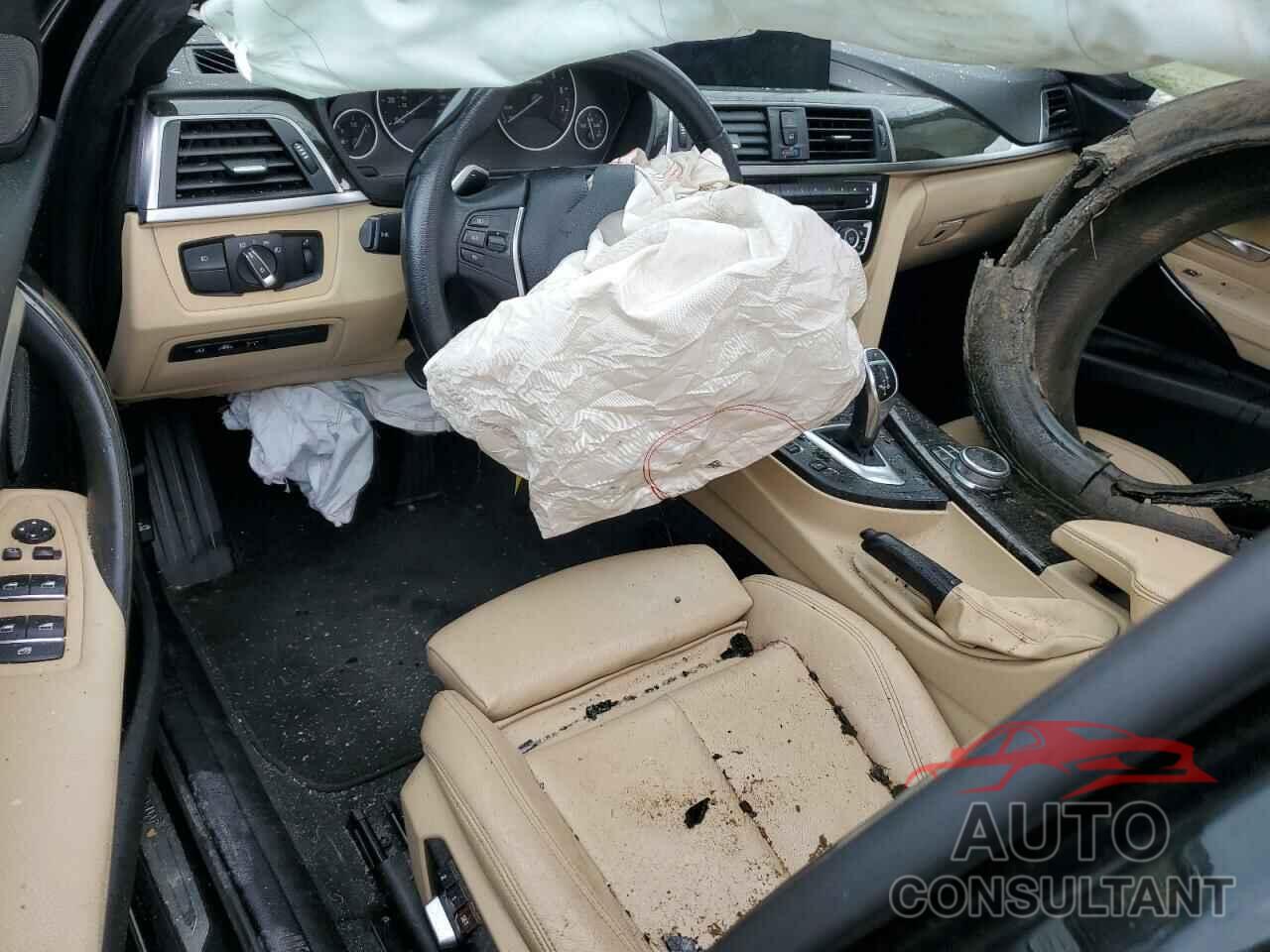 BMW 3 SERIES 2018 - WBA8B9C57JK676702