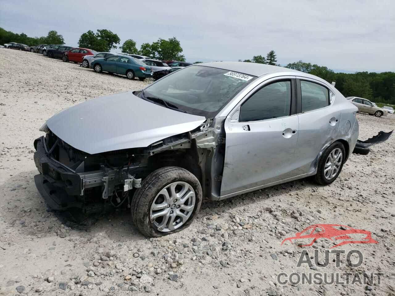 TOYOTA YARIS 2018 - 3MYDLBYV4JY315705