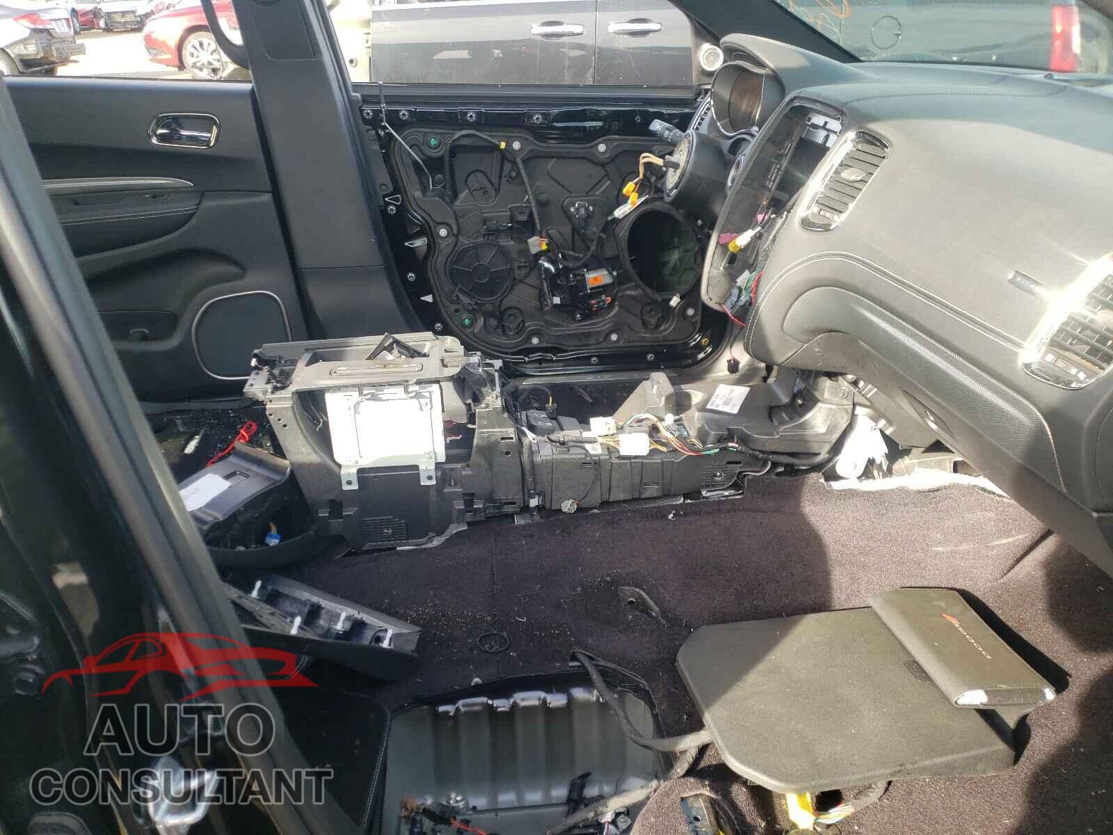 DODGE DURANGO 2018 - 1C4SDJGJ5JC276417