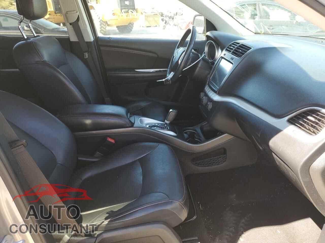 DODGE JOURNEY 2019 - 3C4PDDEG3KT764740