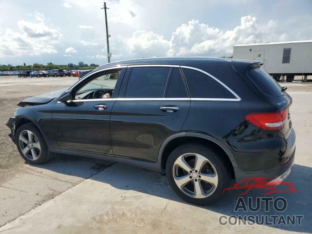 MERCEDES-BENZ GLC-CLASS 2017 - WDC0G4JB5HF125324