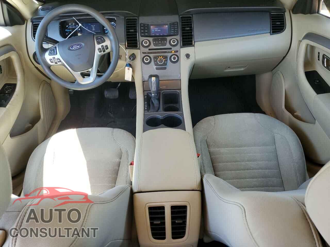 FORD TAURUS 2018 - 1FAHP2D84JG141131