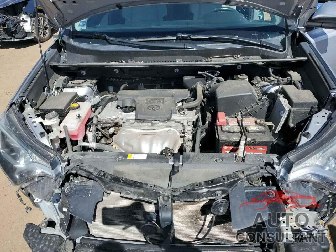 TOYOTA RAV4 2018 - 2T3RFREV6JW728675