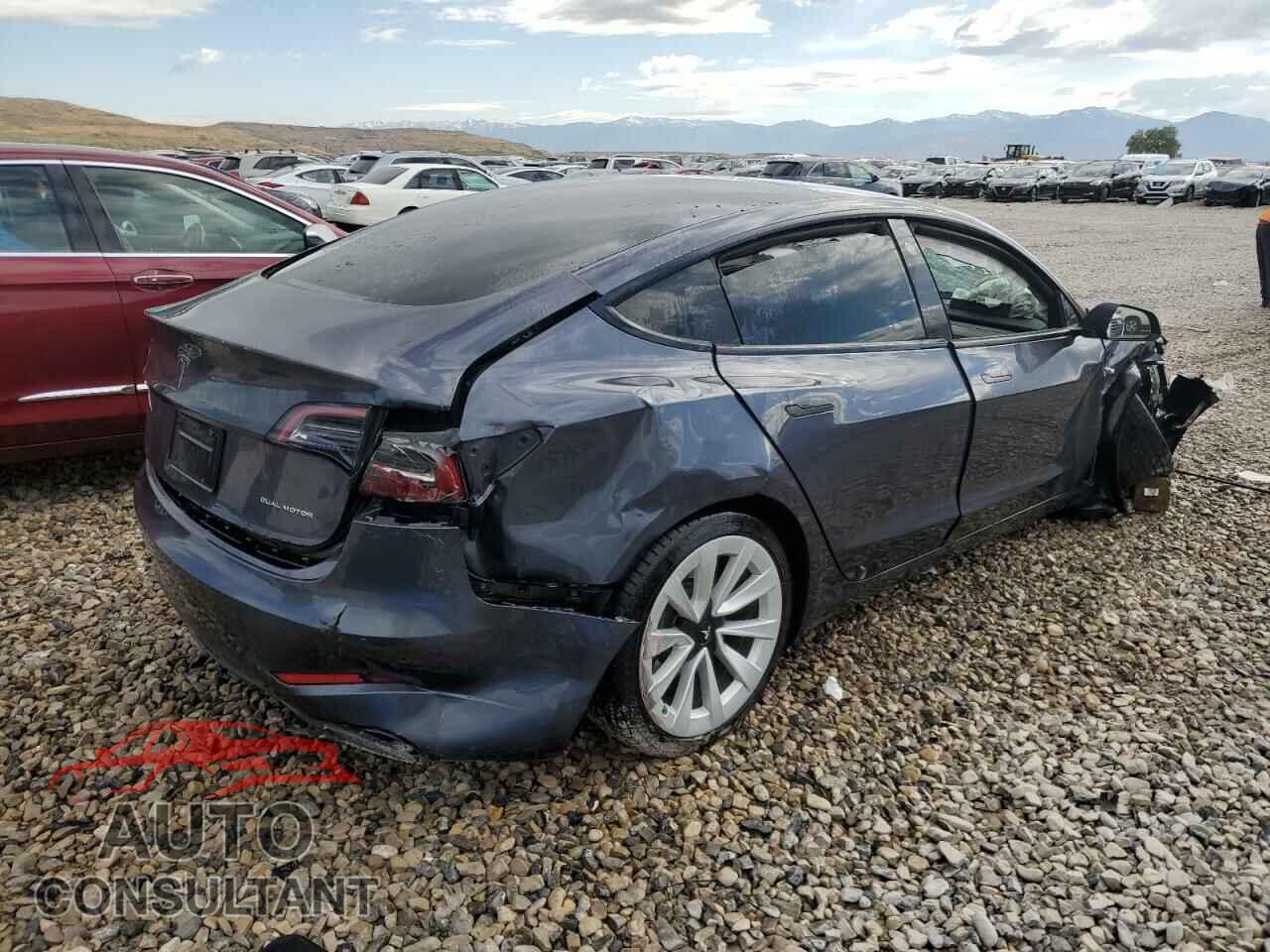 TESLA MODEL 3 2023 - 5YJ3E1EB6PF620135