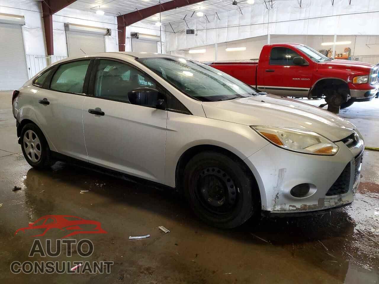 FORD FOCUS 2012 - 1FAHP3E28CL404523