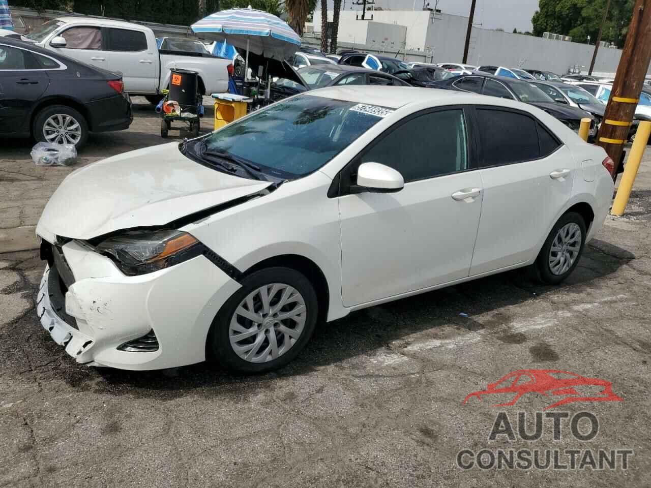 TOYOTA COROLLA 2018 - 5YFBURHE8JP856039